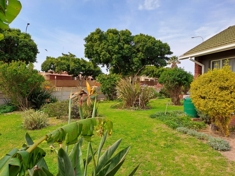 3 Bedroom Property for Sale in Vredenburg Western Cape